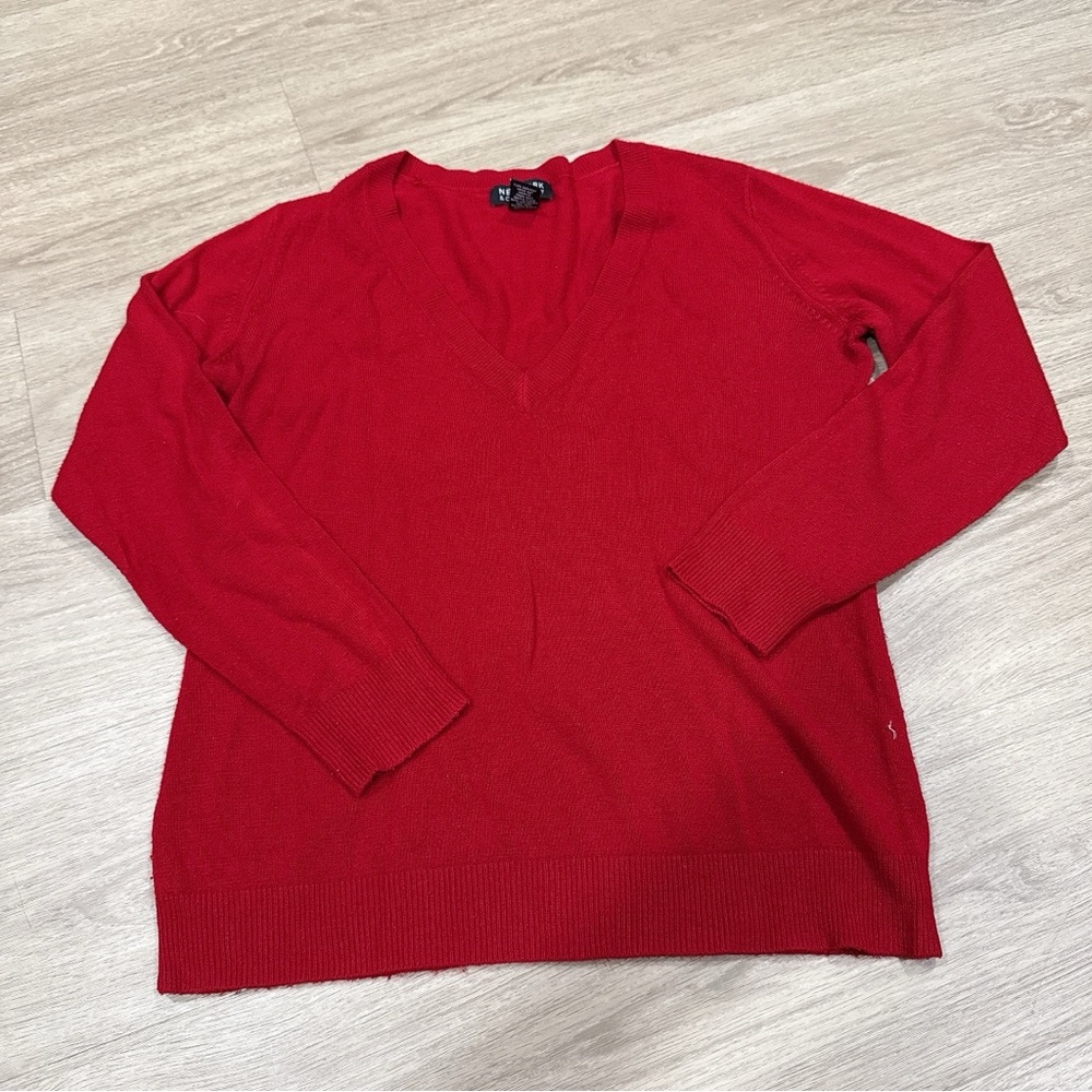 New York & Company Men's Bright Red V-Neck Sweater